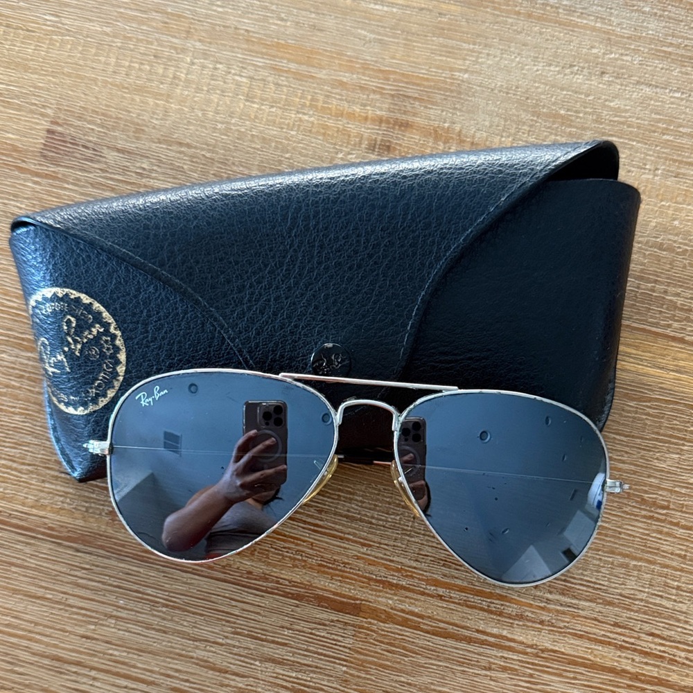 Ray-Ban Silver Aviator Sunglasses with Black Case